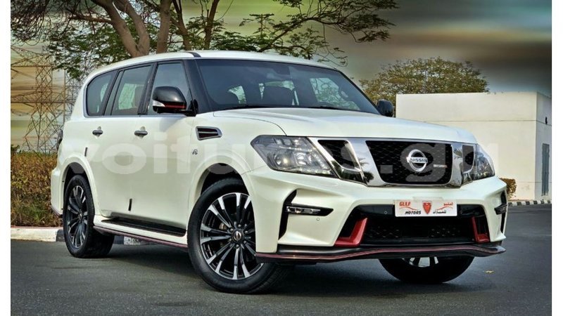 Big with watermark nissan patrol estuary import dubai 6834