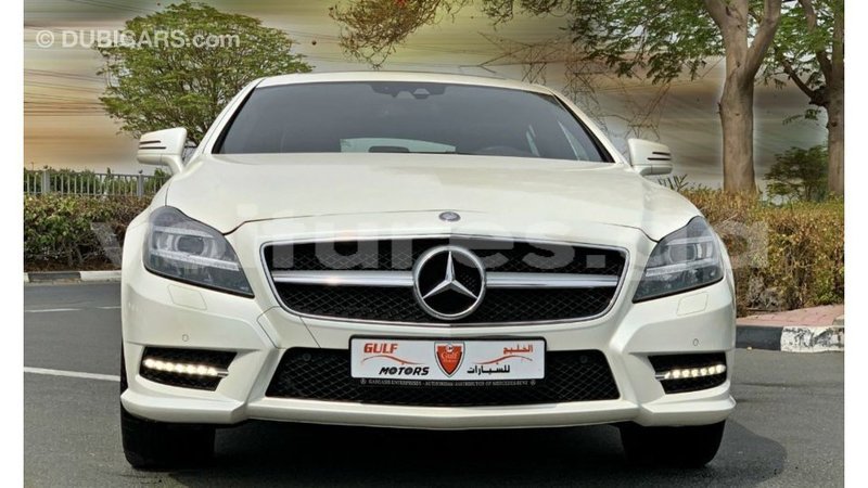 Big with watermark mercedes benz 190 estuary import dubai 6835