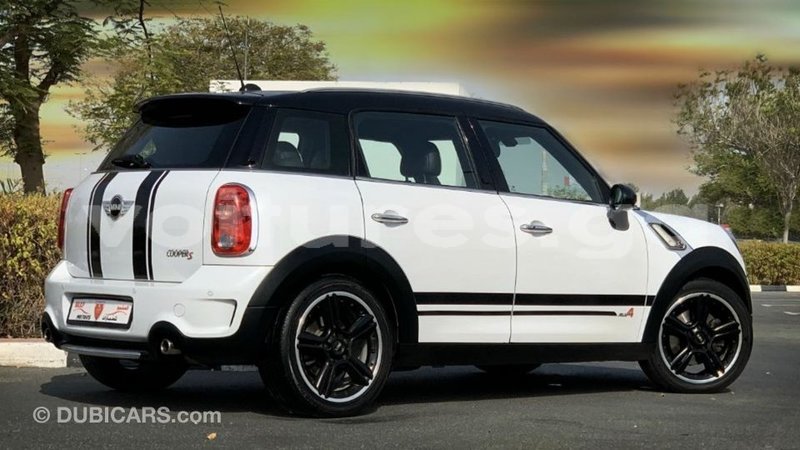 Big with watermark mini cooper estuary import dubai 6836