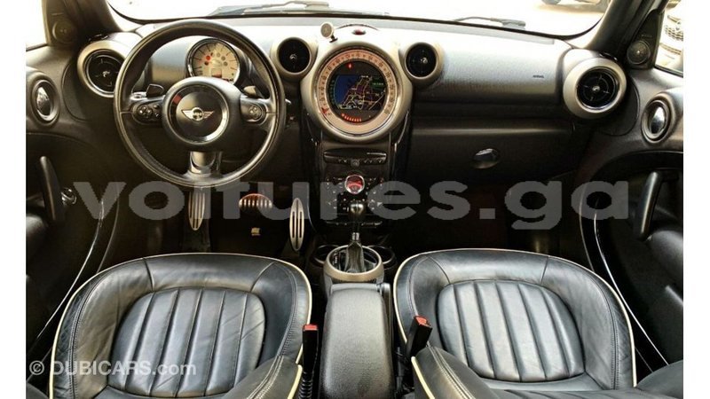 Big with watermark mini cooper estuary import dubai 6836