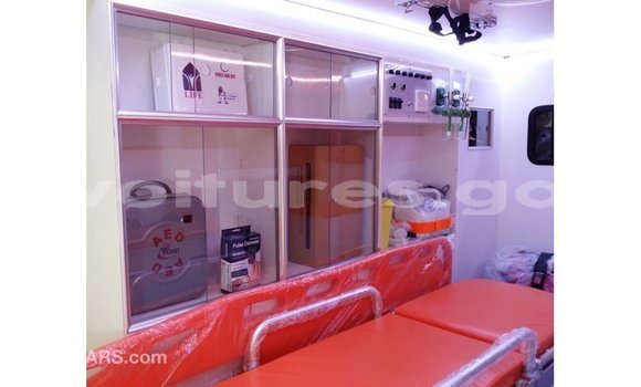 Buy Import Toyota Hiace White Car in Import - Dubai in Estuary Buy Import Toyota Hiace White Car in Import - Dubai in Estuary