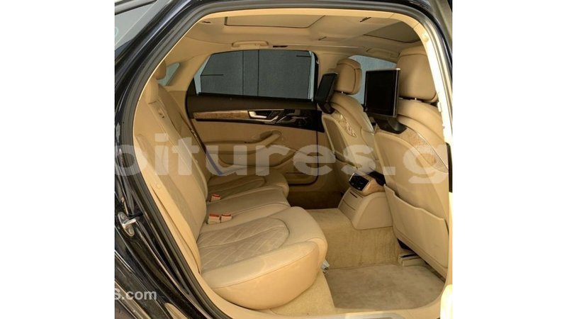 Big with watermark audi a8 estuary import dubai 6838