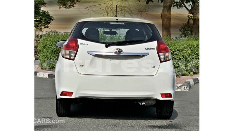 Big with watermark toyota yaris estuary import dubai 6840