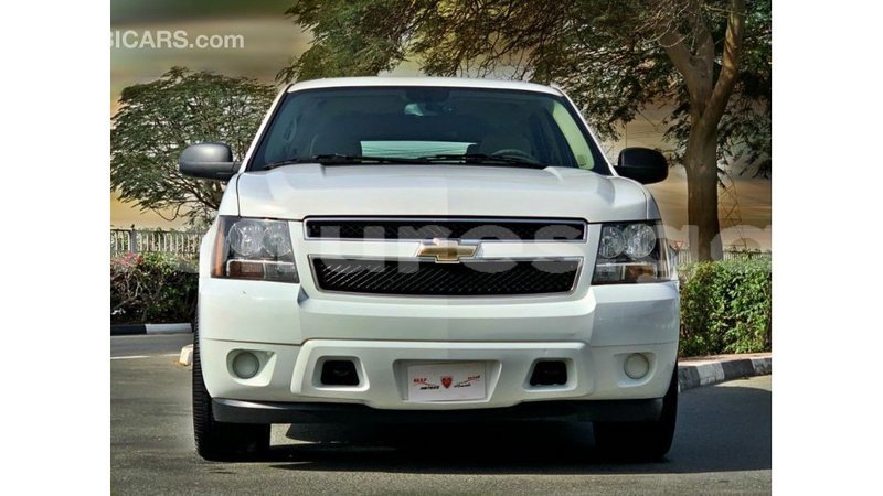 Big with watermark chevrolet tahoe estuary import dubai 6844