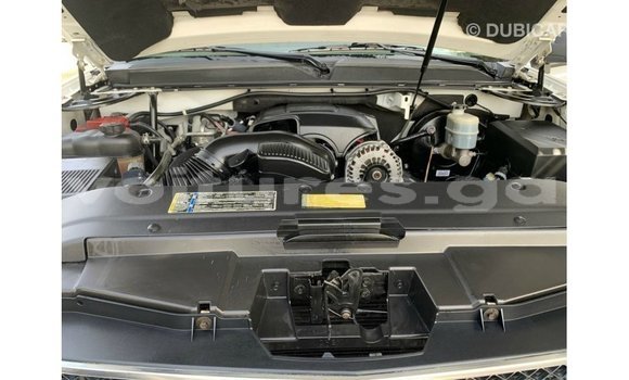 Acheter Import Voiture Chevrolet Tahoe Blanc à Import - Dubai, Estuaire Acheter Import Voiture Chevrolet Tahoe Blanc à Import - Dubai, Estuaire