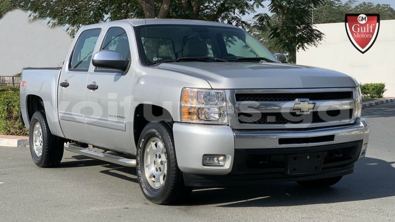 Big with watermark chevrolet silverado estuary import dubai 6845