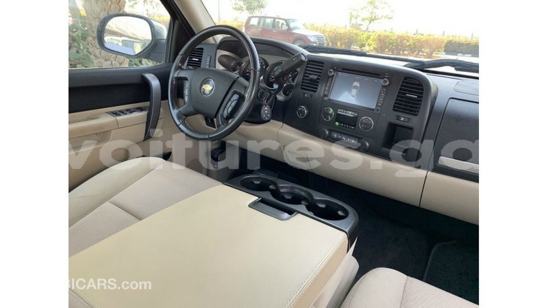 Big with watermark chevrolet silverado estuary import dubai 6845