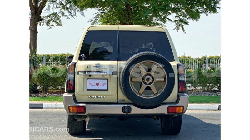 Big with watermark nissan safari estuary import dubai 6847