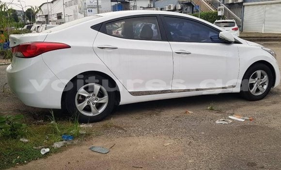 Acheter Occasion Voiture Hyundai Avante Blanc à Libreville, Estuaire Acheter Occasion Voiture Hyundai Avante Blanc à Libreville, Estuaire