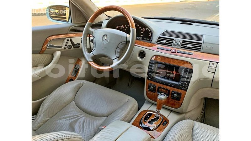 Big with watermark mercedes benz 200 estuary import dubai 6848