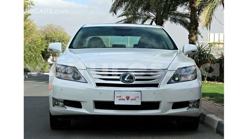 Big with watermark lexus ls estuary import dubai 6849