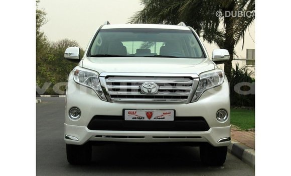 Acheter Import Voiture Toyota Prado Blanc à Import - Dubai, Estuaire Acheter Import Voiture Toyota Prado Blanc à Import - Dubai, Estuaire