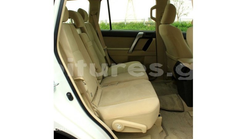 Big with watermark toyota prado estuary import dubai 6851