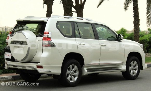 Acheter Import Voiture Toyota Prado Blanc à Import - Dubai, Estuaire Acheter Import Voiture Toyota Prado Blanc à Import - Dubai, Estuaire