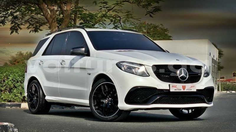 Big with watermark mercedes benz gle estuary import dubai 6853