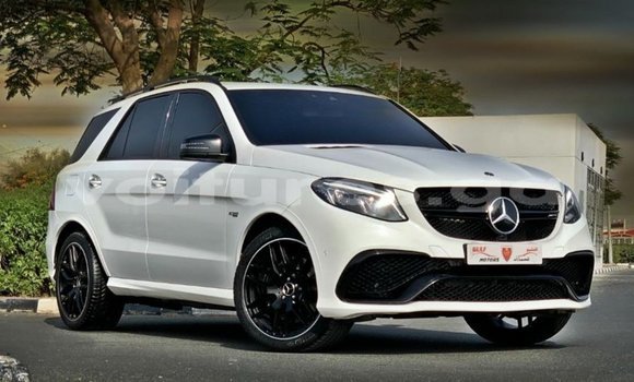 Sayi Imported Mercedes-Benz GLE White Mota in Import - Dubai a estuary