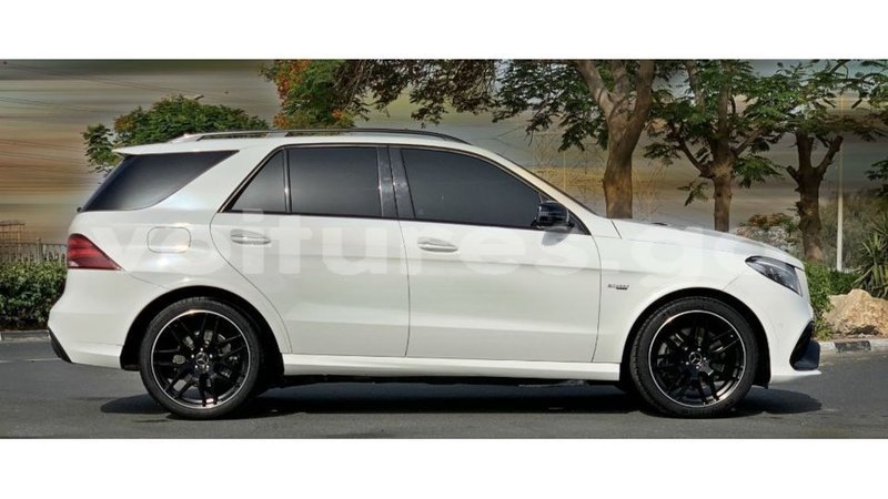 Big with watermark mercedes benz gle estuary import dubai 6853