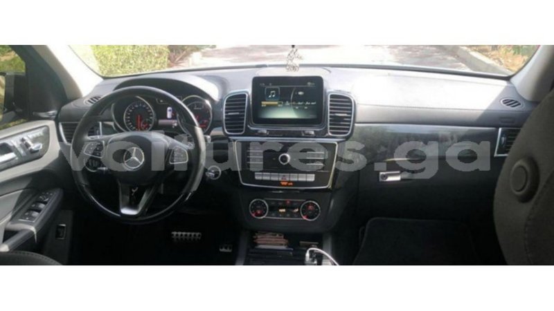 Big with watermark mercedes benz gle estuary import dubai 6853