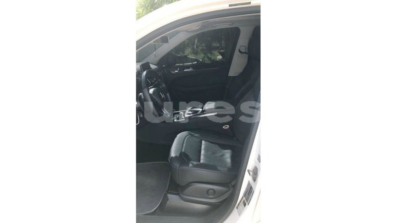 Big with watermark mercedes benz gle estuary import dubai 6853