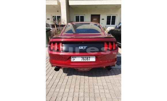 Acheter Import Voiture Ford Mustang Rouge à Import - Dubai, Estuaire Acheter Import Voiture Ford Mustang Rouge à Import - Dubai, Estuaire