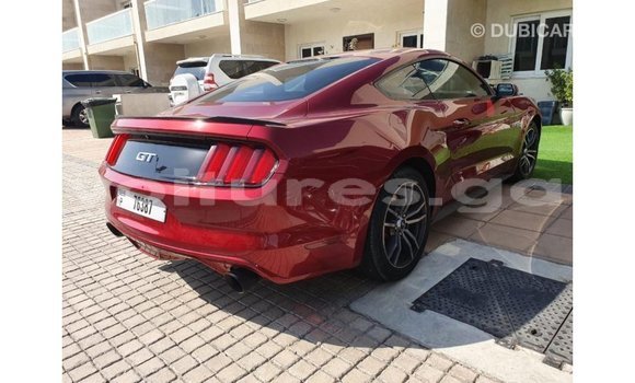 Acheter Import Voiture Ford Mustang Rouge à Import - Dubai, Estuaire Acheter Import Voiture Ford Mustang Rouge à Import - Dubai, Estuaire