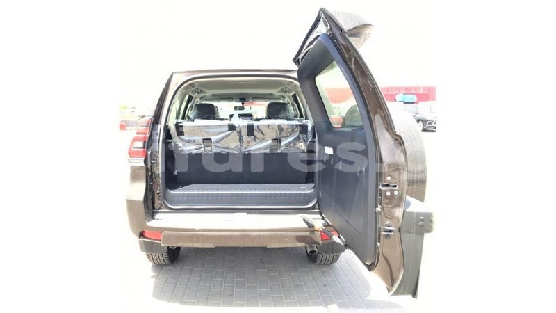 Big with watermark toyota prado estuary import dubai 6864