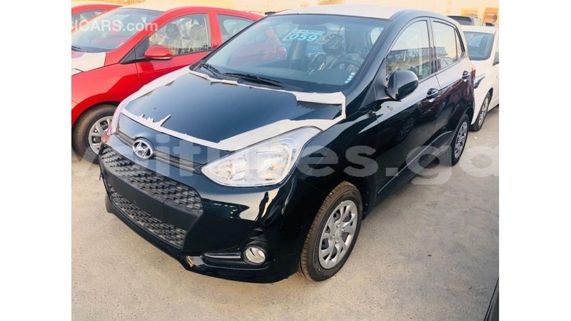 Big with watermark hyundai i10 estuary import dubai 6866