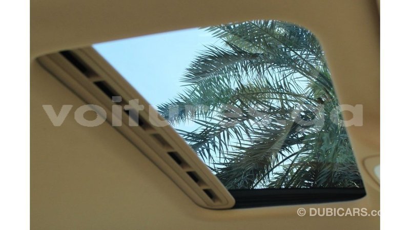 Big with watermark porsche cayenne estuary import dubai 6872