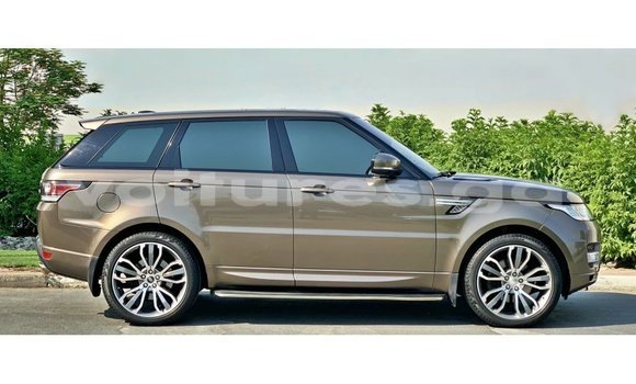 Acheter Import Voiture Land Rover Range Rover Marron à Import - Dubai, Estuaire Acheter Import Voiture Land Rover Range Rover Marron à Import - Dubai, Estuaire