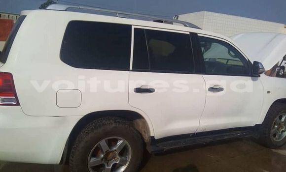 Acheter Occasion Voiture Toyota Land Cruiser Blanc à Libreville, Estuaire Acheter Occasion Voiture Toyota Land Cruiser Blanc à Libreville, Estuaire