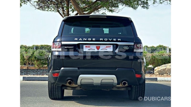 Big with watermark land rover range rover estuary import dubai 6880