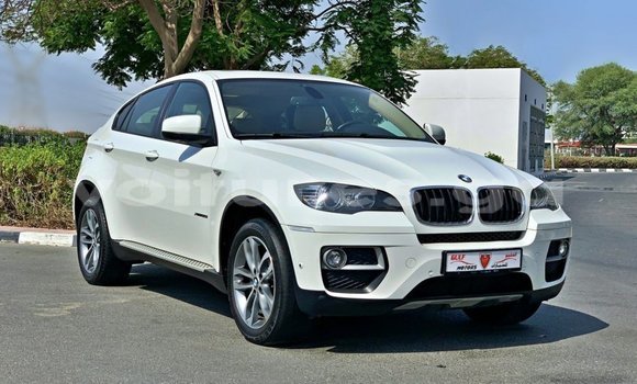 Acheter Import Voiture BMW X6 Blanc à Import - Dubai, Estuaire Acheter Import Voiture BMW X6 Blanc à Import - Dubai, Estuaire