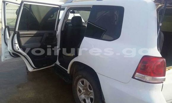 Acheter Occasion Voiture Toyota Land Cruiser Blanc à Libreville, Estuaire Acheter Occasion Voiture Toyota Land Cruiser Blanc à Libreville, Estuaire