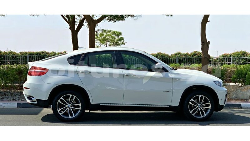 Big with watermark bmw x6 estuary import dubai 6881