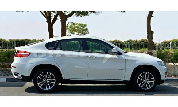 Acheter Import Voiture BMW X6 Blanc à Import - Dubai, Estuaire Acheter Import Voiture BMW X6 Blanc à Import - Dubai, Estuaire