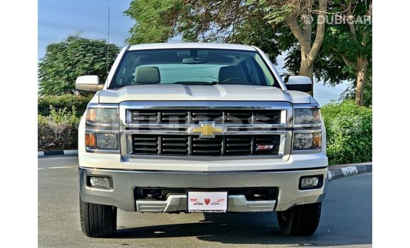 Acheter Import Voiture Chevrolet Silverado Blanc à Import - Dubai, Estuaire Acheter Import Voiture Chevrolet Silverado Blanc à Import - Dubai, Estuaire
