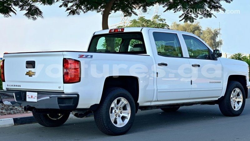 Big with watermark chevrolet silverado estuary import dubai 6883