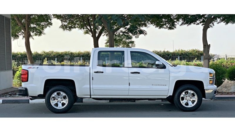 Big with watermark chevrolet silverado estuary import dubai 6883