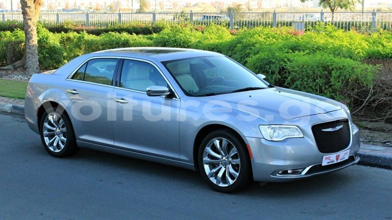 Big with watermark chrysler 300 estuary import dubai 6885