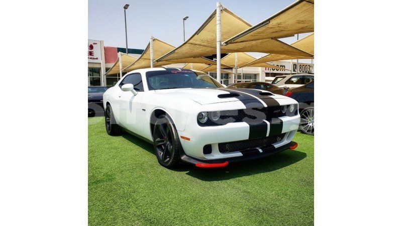 Big with watermark dodge challenger estuary import dubai 6886