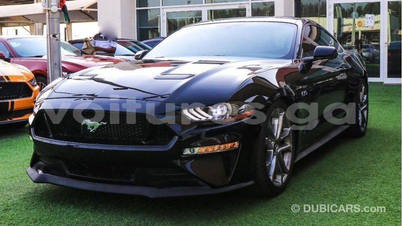 Big with watermark ford mustang estuary import dubai 6888