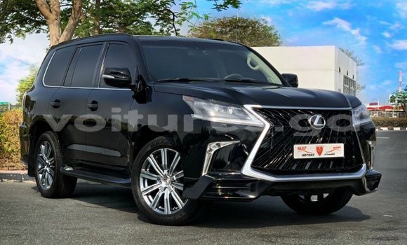 Acheter Import Voiture Lexus LX Noir à Import - Dubai, Estuaire