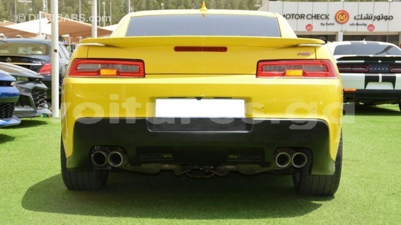 Big with watermark chevrolet camaro estuary import dubai 6893