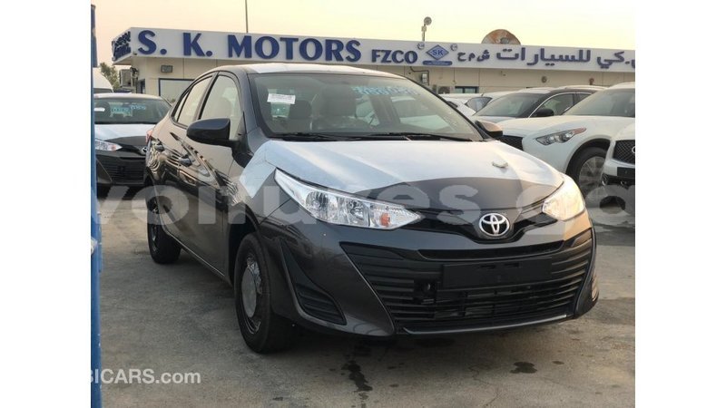 Big with watermark toyota da estuary import dubai 6895