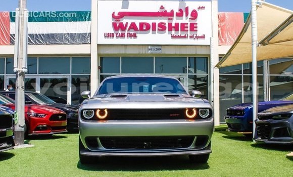 Acheter Import Voiture Dodge Challenger Autre à Import - Dubai, Estuaire Acheter Import Voiture Dodge Challenger Autre à Import - Dubai, Estuaire