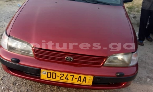 Acheter Occasion Voiture Toyota Carina E Rouge à Libreville, Estuaire Acheter Occasion Voiture Toyota Carina E Rouge à Libreville, Estuaire