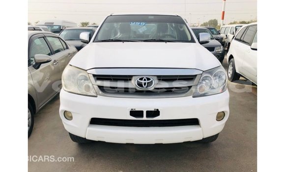 Buy Import Toyota Fortuner White Car in Import - Dubai in Estuary Buy Import Toyota Fortuner White Car in Import - Dubai in Estuary