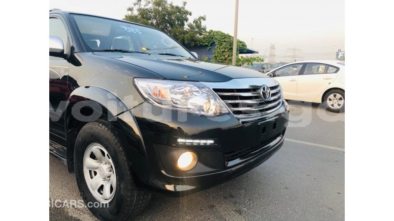 Big with watermark toyota fortuner estuary import dubai 6902