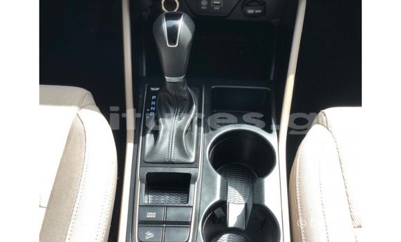 Sayi Imported Hyundai Tucson Red Mota in Import - Dubai a estuary Sayi Imported Hyundai Tucson Red Mota in Import - Dubai a estuary