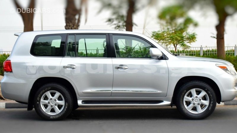 Big with watermark lexus lx estuary import dubai 6904